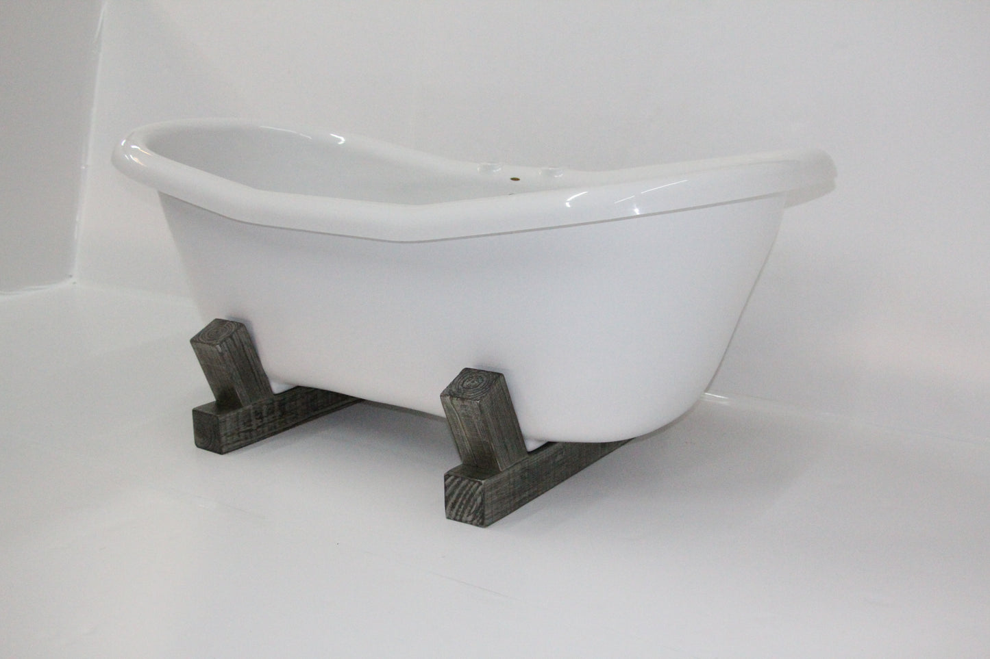 Restoria 68" Farmstead Double Slipper Bathtub with Wood Base – White Acrylic Freestanding Soaking Tub